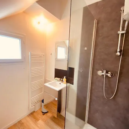 L'appartement Le Venuste Centre Apartament *